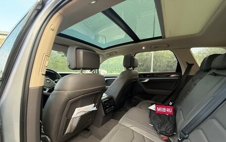 Volkswagen Touareg III, 2018 год, 5 950 000 рублей, 10 фотография