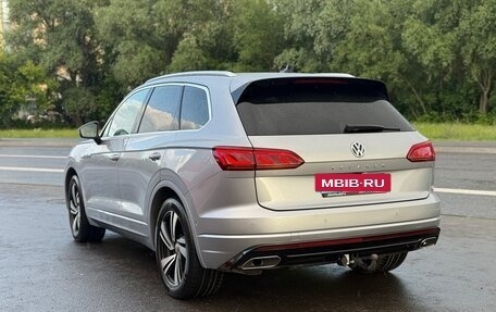 Volkswagen Touareg III, 2018 год, 5 950 000 рублей, 3 фотография