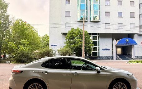 Toyota Camry, 2018 год, 2 800 000 рублей, 9 фотография