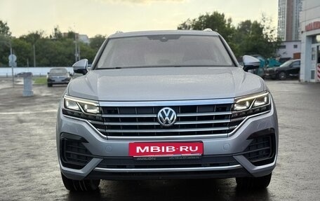 Volkswagen Touareg III, 2018 год, 5 950 000 рублей, 6 фотография