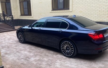 BMW 7 серия, 2013 год, 2 450 000 рублей, 4 фотография