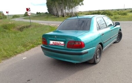 Mitsubishi Carisma I, 2002 год, 290 000 рублей, 2 фотография