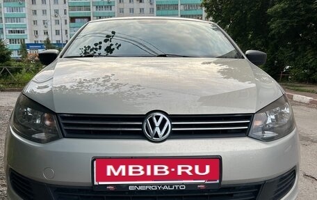Volkswagen Polo VI (EU Market), 2015 год, 770 000 рублей, 2 фотография