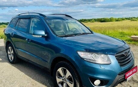 Hyundai Santa Fe III рестайлинг, 2011 год, 1 600 000 рублей, 2 фотография