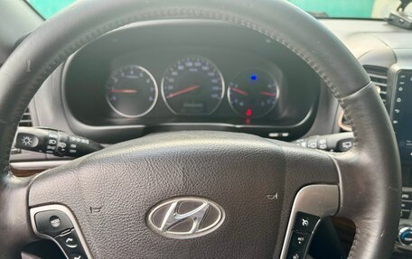Hyundai Santa Fe III рестайлинг, 2011 год, 1 600 000 рублей, 13 фотография