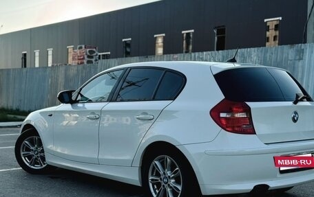 BMW 1 серия, 2010 год, 850 000 рублей, 8 фотография