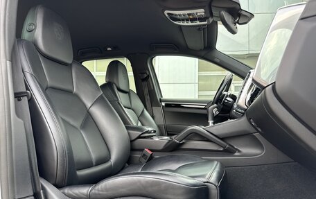 Porsche Cayenne III, 2018 год, 4 900 000 рублей, 16 фотография