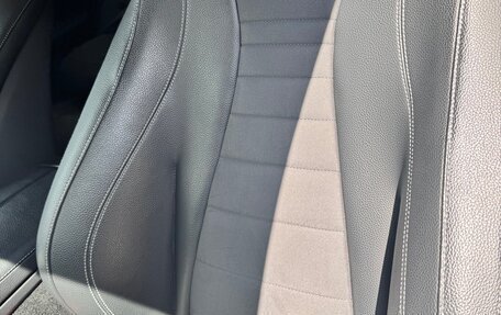 Mercedes-Benz E-Класс, 2018 год, 3 350 000 рублей, 13 фотография