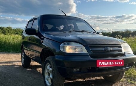 Chevrolet Niva I рестайлинг, 2005 год, 240 000 рублей, 5 фотография