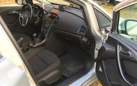 Opel Astra J, 2014 год, 750 000 рублей, 5 фотография