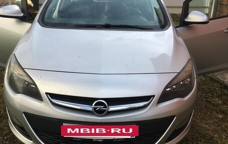 Opel Astra J, 2014 год, 750 000 рублей, 2 фотография