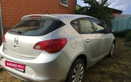 Opel Astra J, 2014 год, 750 000 рублей, 7 фотография
