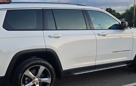 Jeep Grand Cherokee, 2022 год, 6 990 000 рублей, 5 фотография