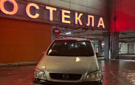 Opel Zafira A рестайлинг, 2000 год, 400 000 рублей, 1 фотография