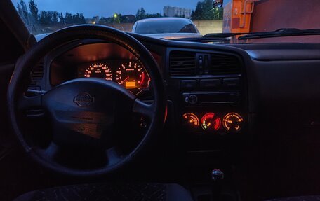 Nissan Primera II рестайлинг, 1998 год, 390 000 рублей, 6 фотография