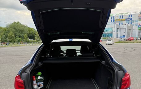 BMW 3 серия, 2018 год, 3 000 000 рублей, 18 фотография