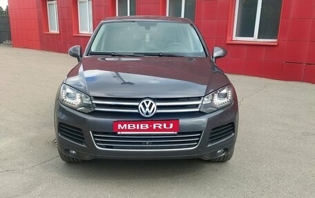 Volkswagen Touareg III, 2010 год, 2 100 000 рублей, 8 фотография