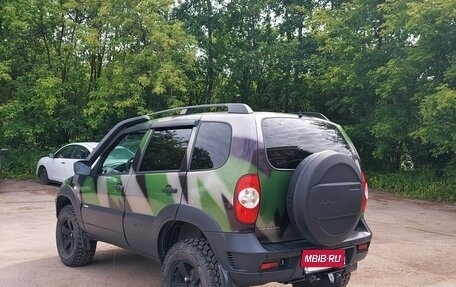 Chevrolet Niva I рестайлинг, 2017 год, 890 000 рублей, 4 фотография