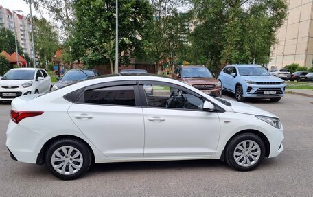 Hyundai Solaris II рестайлинг, 2017 год, 1 095 000 рублей, 2 фотография