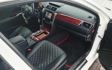 Toyota Camry, 2014 год, 1 540 000 рублей, 3 фотография