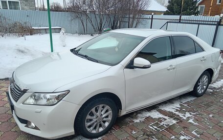 Toyota Camry, 2014 год, 1 540 000 рублей, 6 фотография