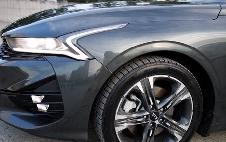 KIA K5, 2020 год, 2 750 000 рублей, 26 фотография