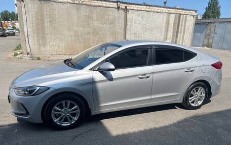 Hyundai Elantra VI рестайлинг, 2018 год, 1 800 000 рублей, 3 фотография