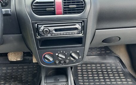 Opel Corsa C рестайлинг, 2001 год, 275 000 рублей, 8 фотография