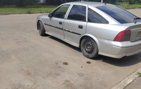 Opel Vectra B рестайлинг, 2001 год, 100 000 рублей, 5 фотография