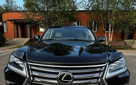 Lexus LX III, 2017 год, 8 600 000 рублей, 3 фотография