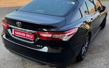 Toyota Camry, 2023 год, 3 950 000 рублей, 4 фотография