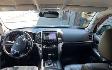 Toyota Land Cruiser 200, 2013 год, 3 500 000 рублей, 8 фотография