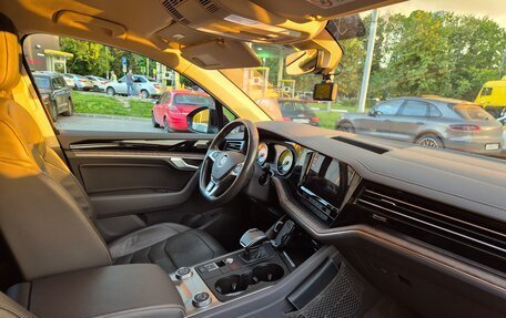 Volkswagen Touareg III, 2018 год, 5 250 000 рублей, 8 фотография