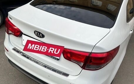 KIA Rio III рестайлинг, 2016 год, 920 000 рублей, 10 фотография