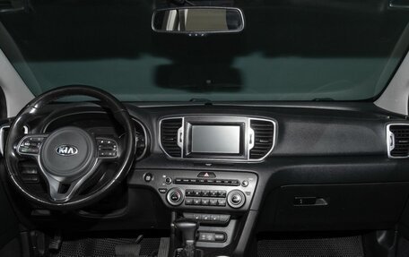 KIA Sportage IV рестайлинг, 2018 год, 2 100 000 рублей, 6 фотография