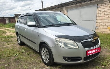 Skoda Fabia II, 2008 год, 650 000 рублей, 1 фотография
