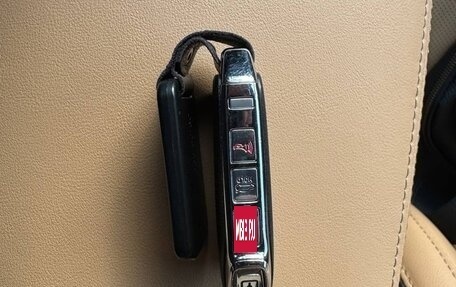 KIA K5, 2020 год, 2 750 000 рублей, 27 фотография