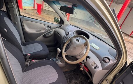 Toyota Platz, 2000 год, 400 000 рублей, 7 фотография