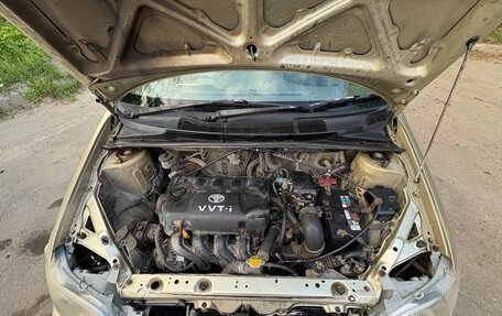 Toyota Platz, 2000 год, 400 000 рублей, 9 фотография