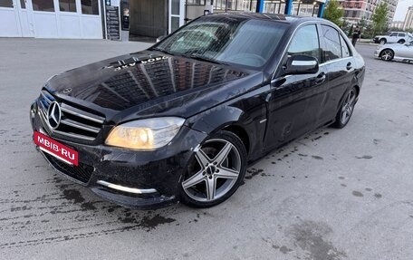Mercedes-Benz C-Класс, 2008 год, 870 000 рублей, 4 фотография