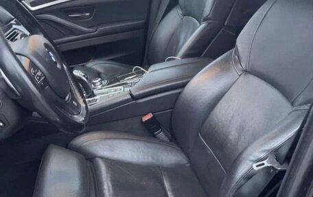BMW 5 серия, 2012 год, 2 500 000 рублей, 21 фотография