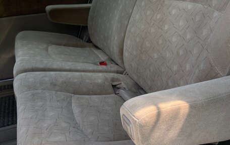 Nissan Liberty, 2001 год, 290 000 рублей, 18 фотография