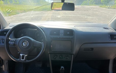 Volkswagen Polo VI (EU Market), 2015 год, 880 000 рублей, 4 фотография