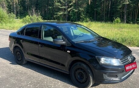 Volkswagen Polo VI (EU Market), 2015 год, 880 000 рублей, 7 фотография