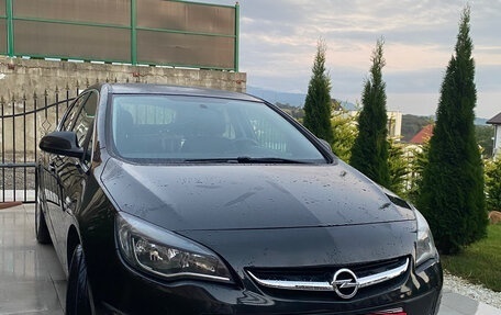 Opel Astra J, 2013 год, 1 200 000 рублей, 2 фотография
