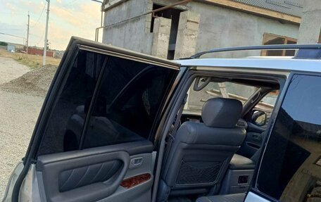 Toyota Land Cruiser 100 рестайлинг 2, 2000 год, 1 380 000 рублей, 15 фотография