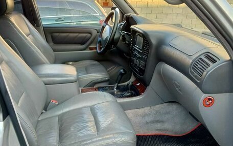 Toyota Land Cruiser 100 рестайлинг 2, 2000 год, 1 380 000 рублей, 14 фотография