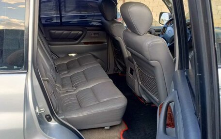 Toyota Land Cruiser 100 рестайлинг 2, 2000 год, 1 380 000 рублей, 17 фотография
