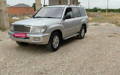 Toyota Land Cruiser 100 рестайлинг 2, 2000 год, 1 380 000 рублей, 2 фотография