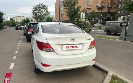 Hyundai Solaris II рестайлинг, 2013 год, 370 000 рублей, 2 фотография